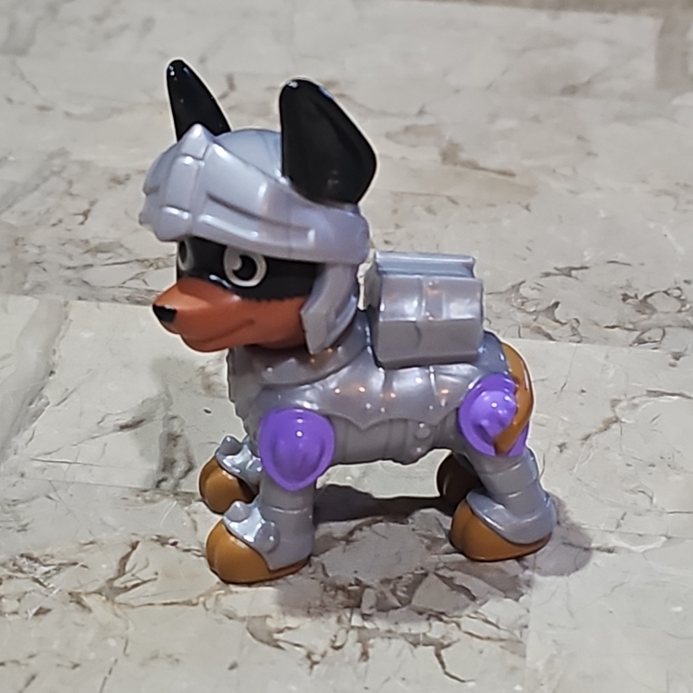Paw Patrol Sparks The Dragon, Claw Dog Action Figure, Doberman‎ Pinscher Rare
